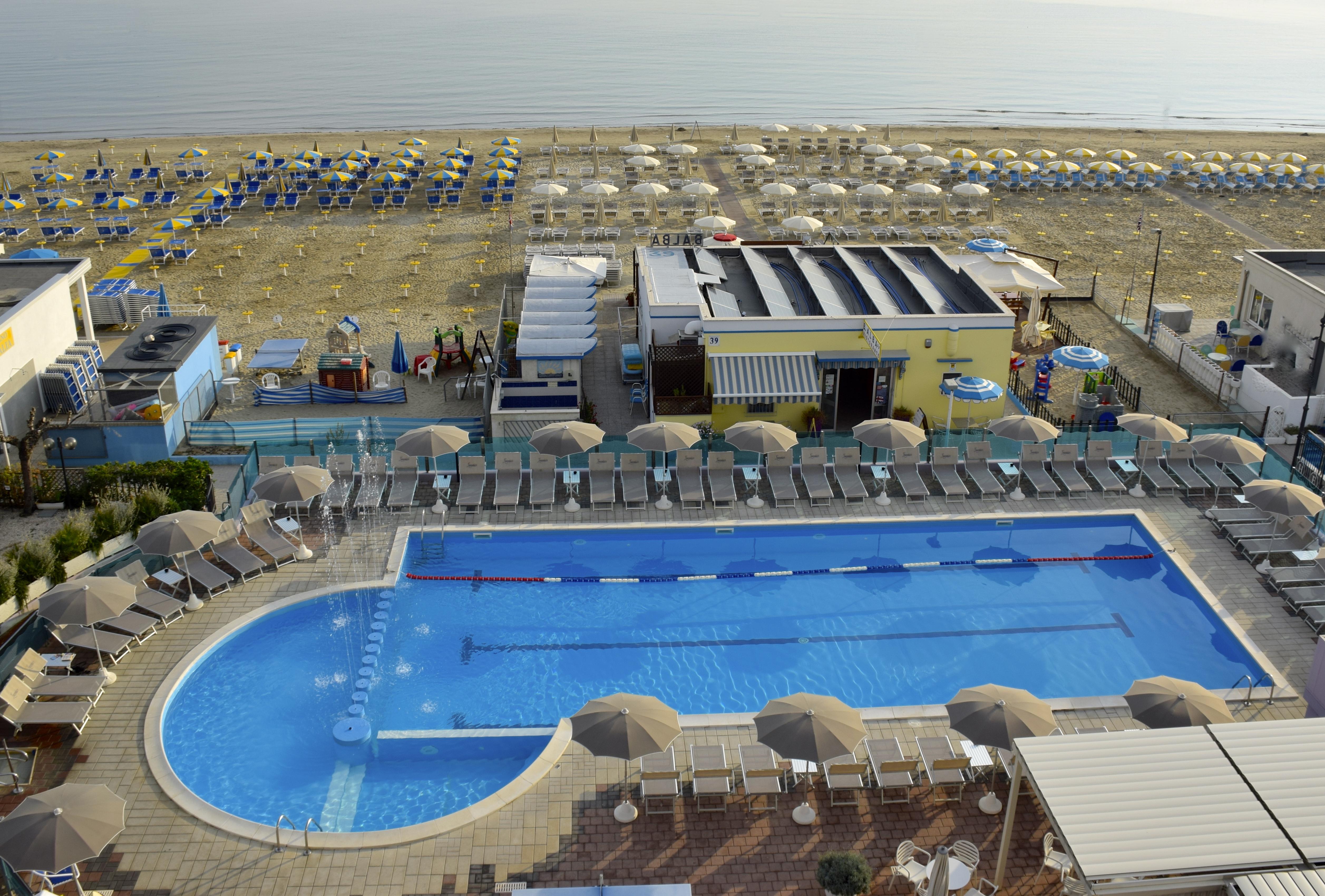 Lungomare 4*